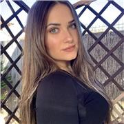 Graduada en Tourism Management y actual estudiante de Máster de Marketing y Ventas. Cuento con el título First Certificate por la Universidad de Cambridge